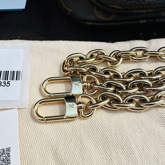 Louis Vuitton Mini Bumbag - Picture 5 of 16